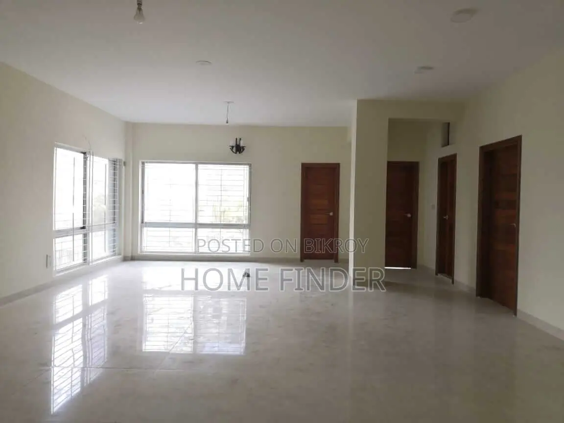 2700 Sqft 3bed Apartment Available For Rent @ Gulshan in Gulshan