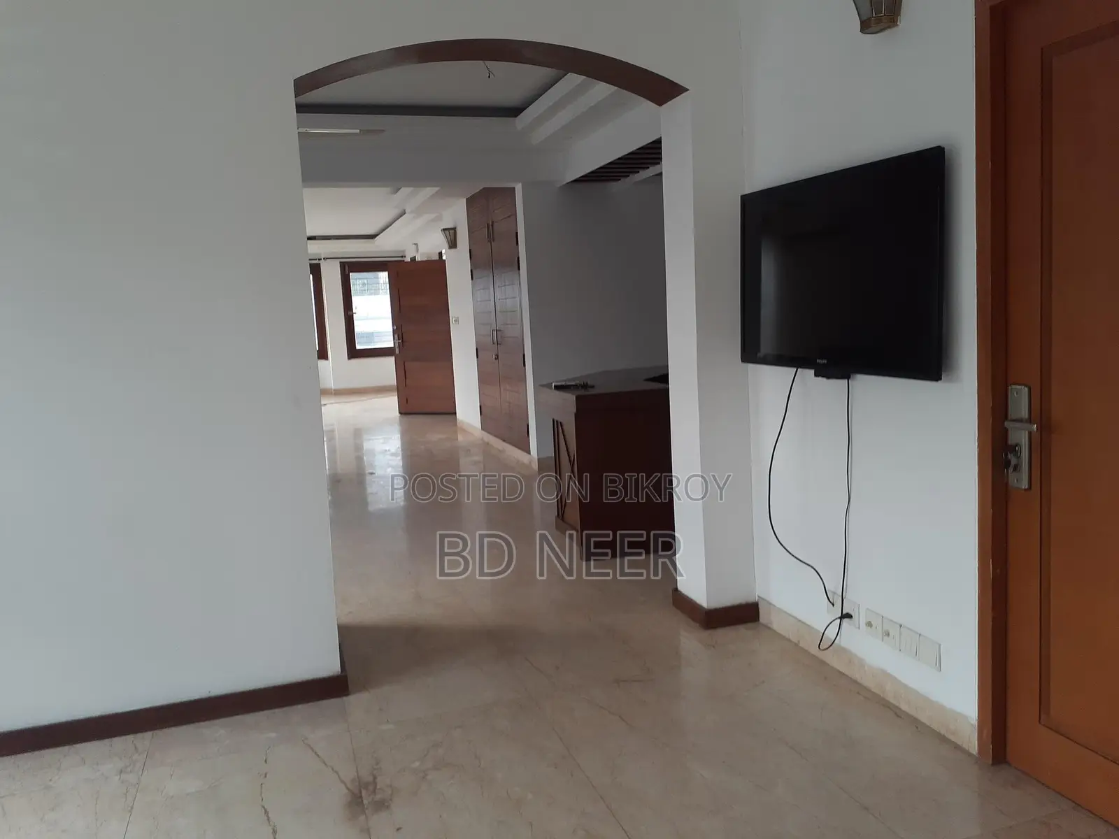 4-Bed Semi Furnished Flat Rent in Gulshan-2 in Gulshan