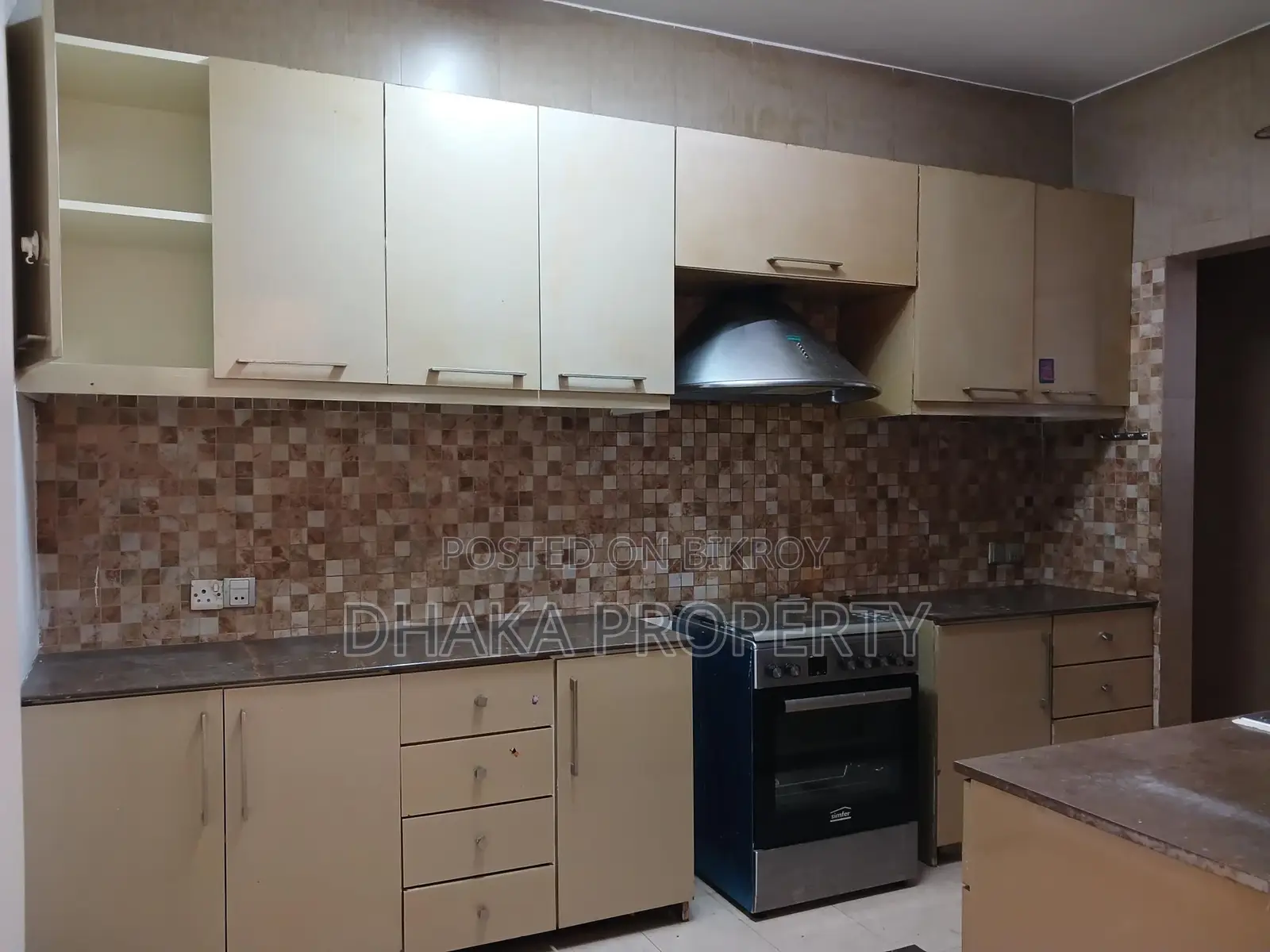 4Bed Luxury Brand New building 2 Parking Rent At Gulshan (gym swimming) in Gulshan