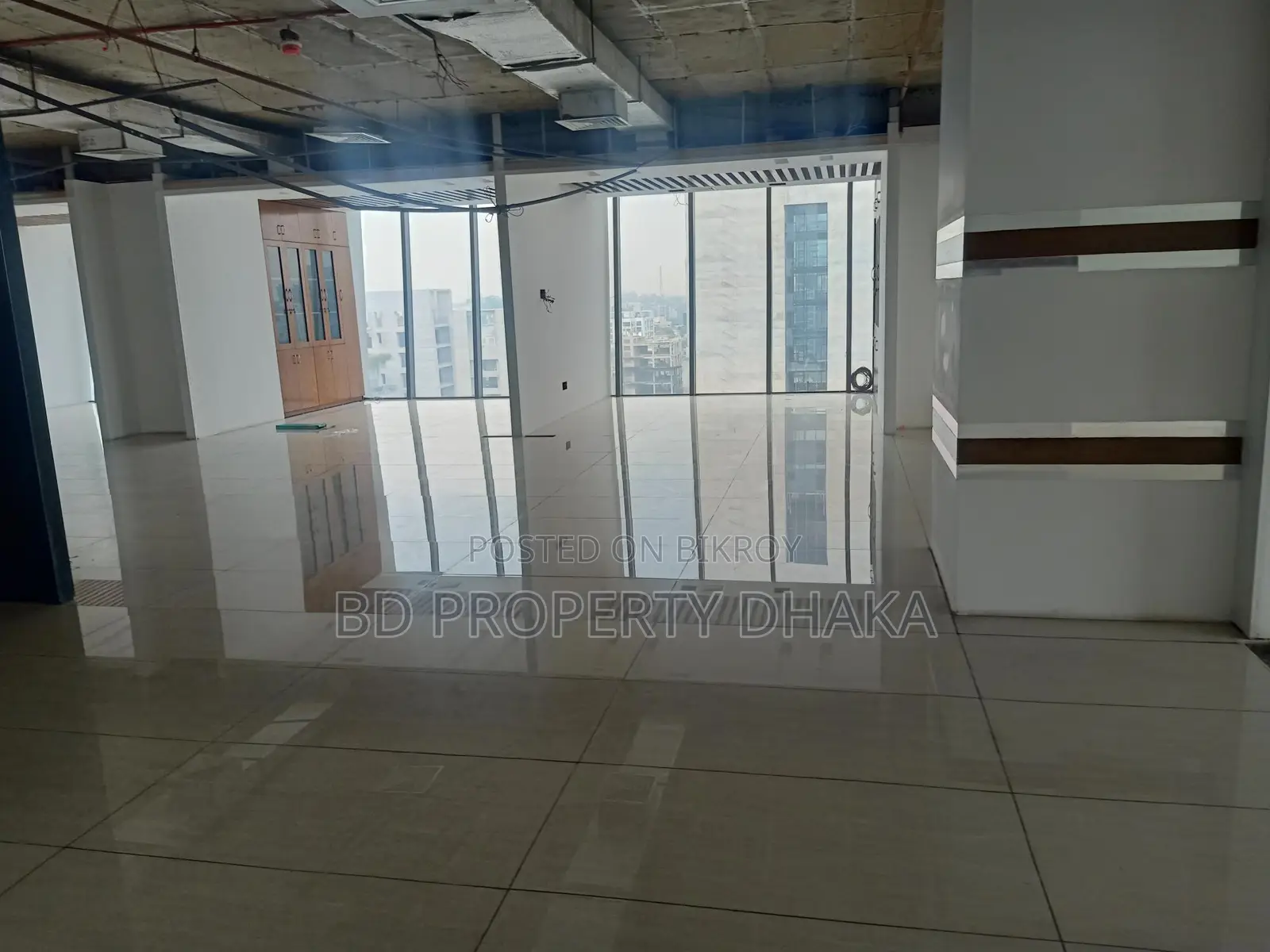 Brand New Modern Open Commercial Space Rent In Gulshan Avenue in Gulshan
