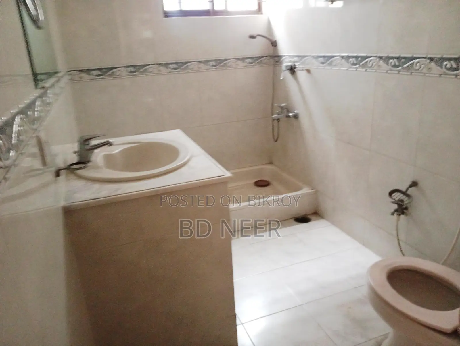 Lake View 3500 Sft Office For Rent in Gulshan-1 in Gulshan