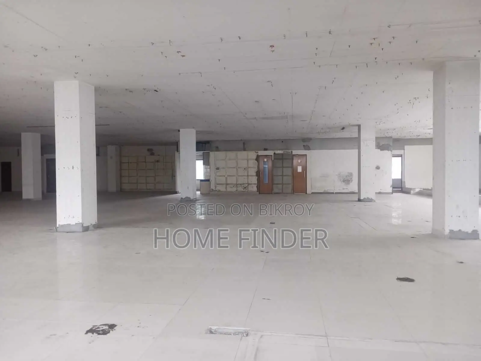 5800 SQFT COMMERCIAL FLOOR FOR RENT GULSHAN AVENUE in Gulshan