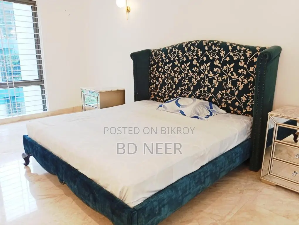 Luxury Furniture 4 Bedroom Apt. Rent in Gulshan-1 in Gulshan
