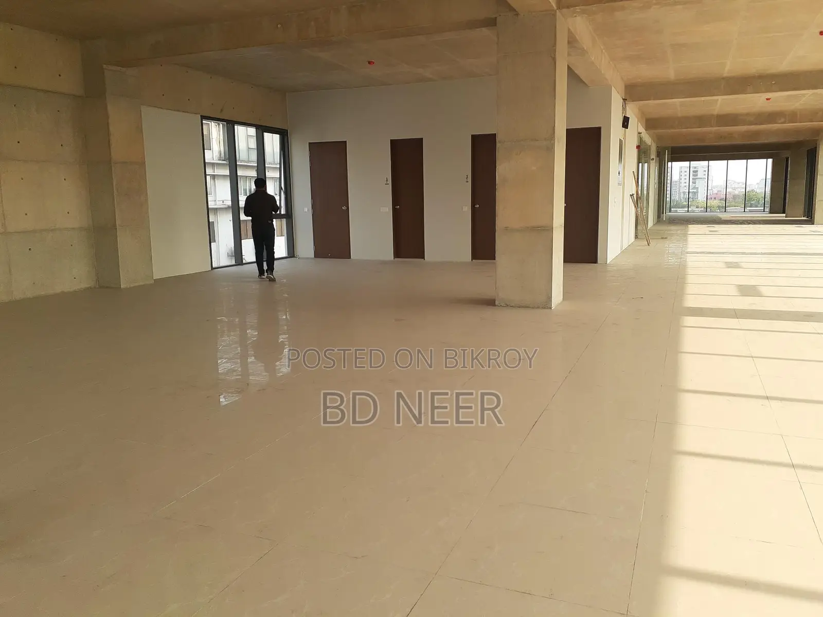 16500 Sq Ft 100% Commercial Open Floor Office Space For Rent in Gulshan in Gulshan