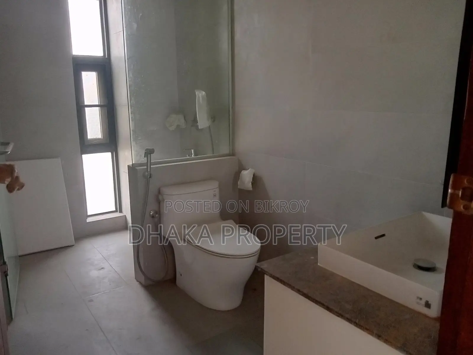 Gym-Swimming pool facilities Luxury Apartment Rent in Baridhara in Baridhara