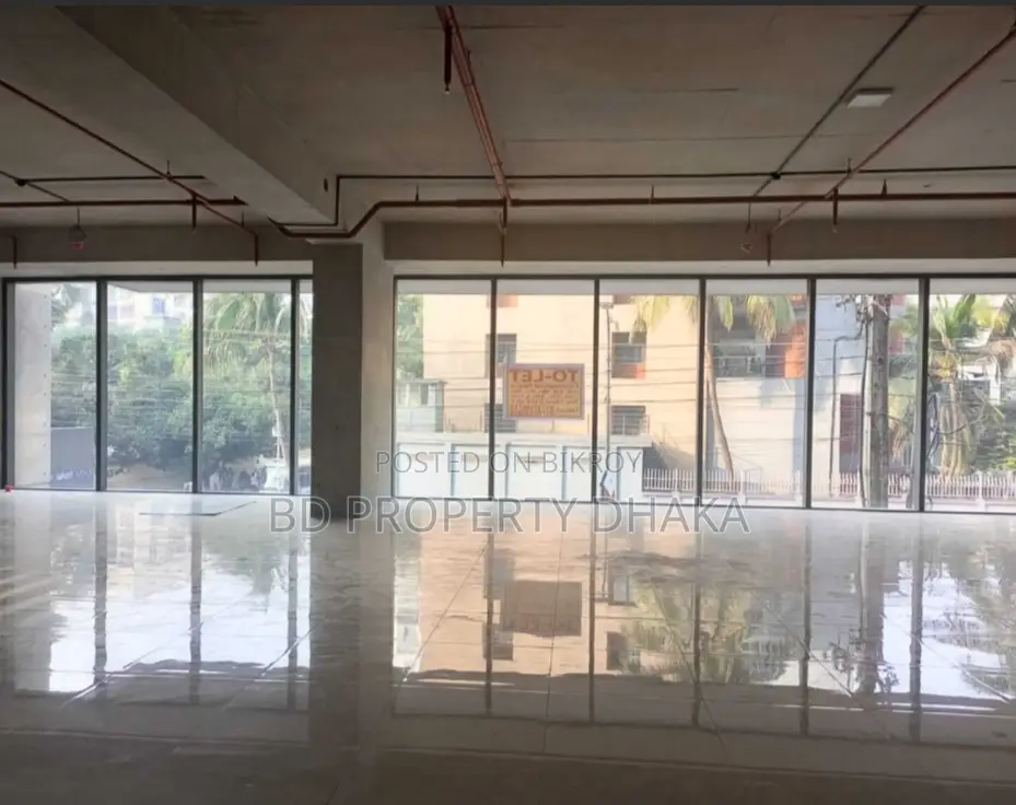3320 Sqft Open Commercial Space Rent In Gulshan Avenue in Gulshan