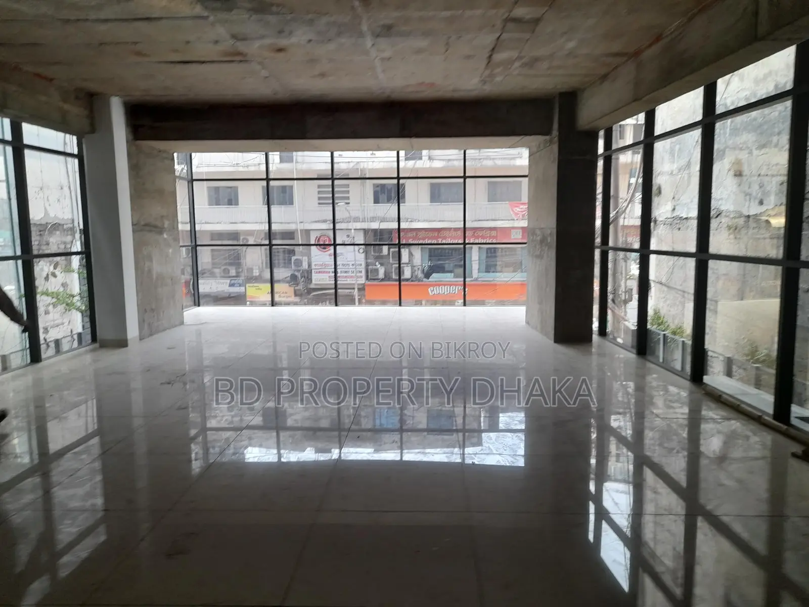 4000 Sqft Open Commercial Space Rent In Gulshan Avenue in Gulshan