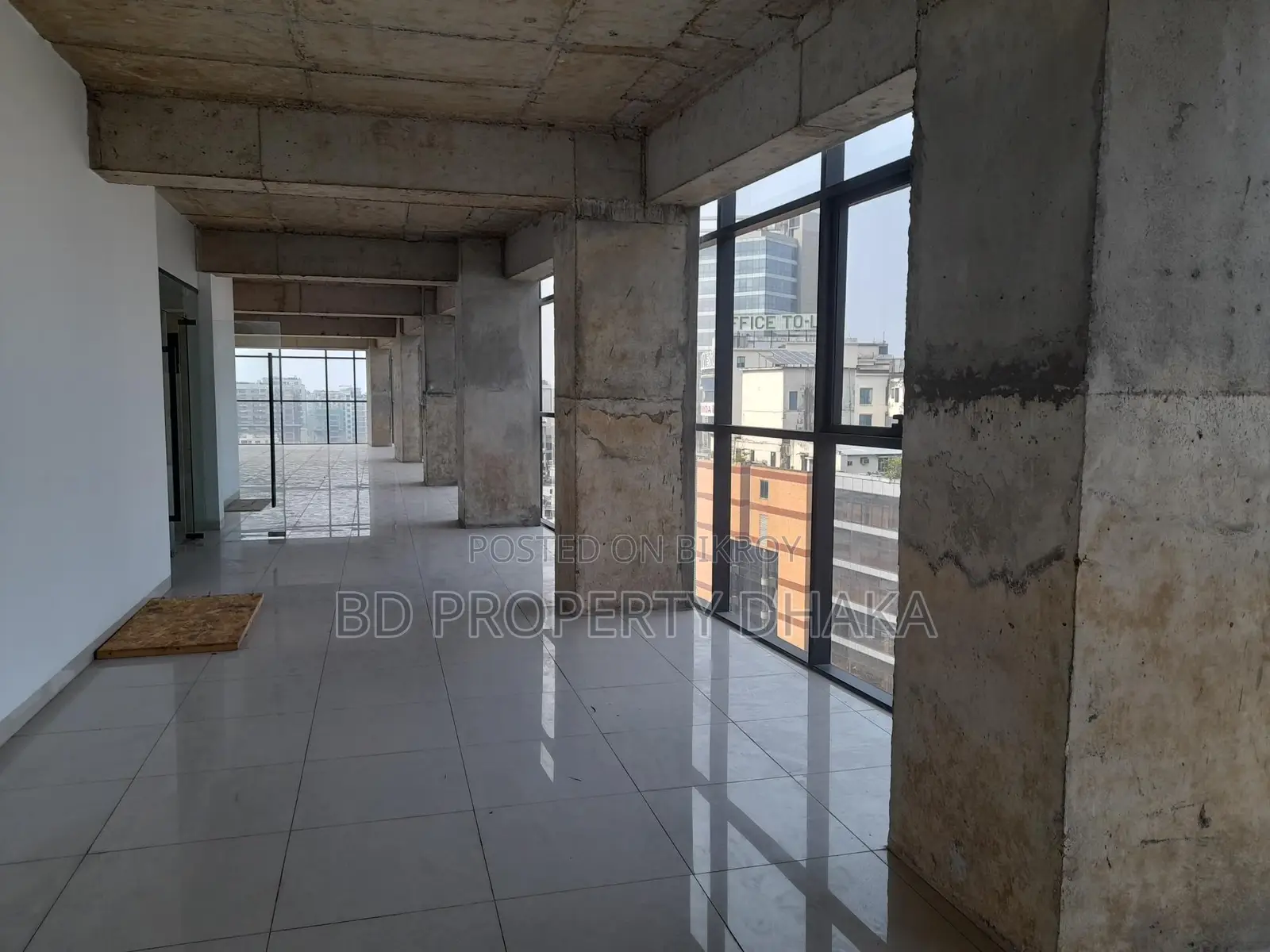 4000 Sqft Open Commercial Space Rent In Gulshan Avenue in Gulshan