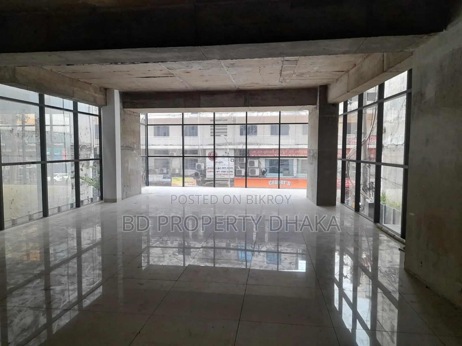 4000 Sqft Open Commercial Space Rent In Gulshan Avenue in Gulshan