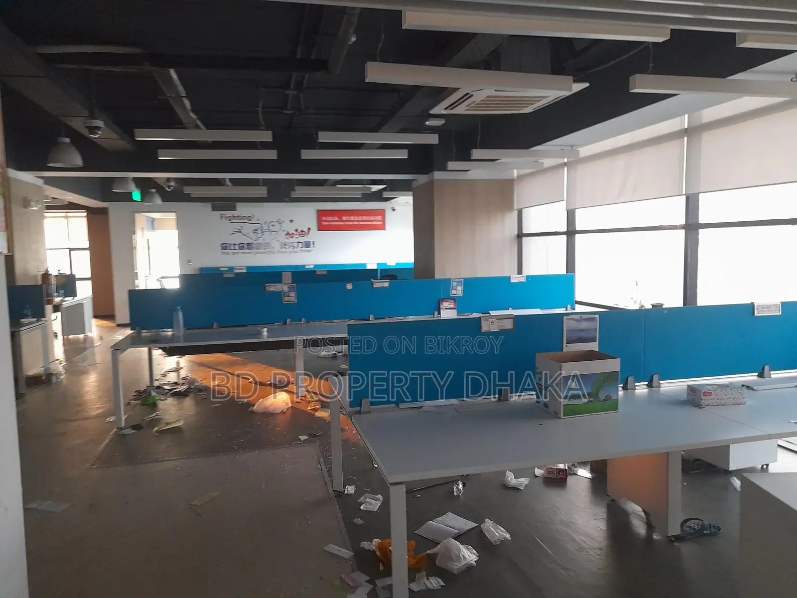 12130 Sqft Open A.C Decorated Commercial Space Rent In Gulshan Avenue in Gulshan