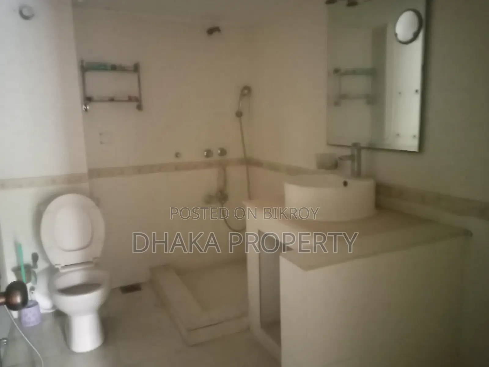 3100-Sqft Exclusive 4-Bedrooms Apartment Rent in Gulshan in Gulshan