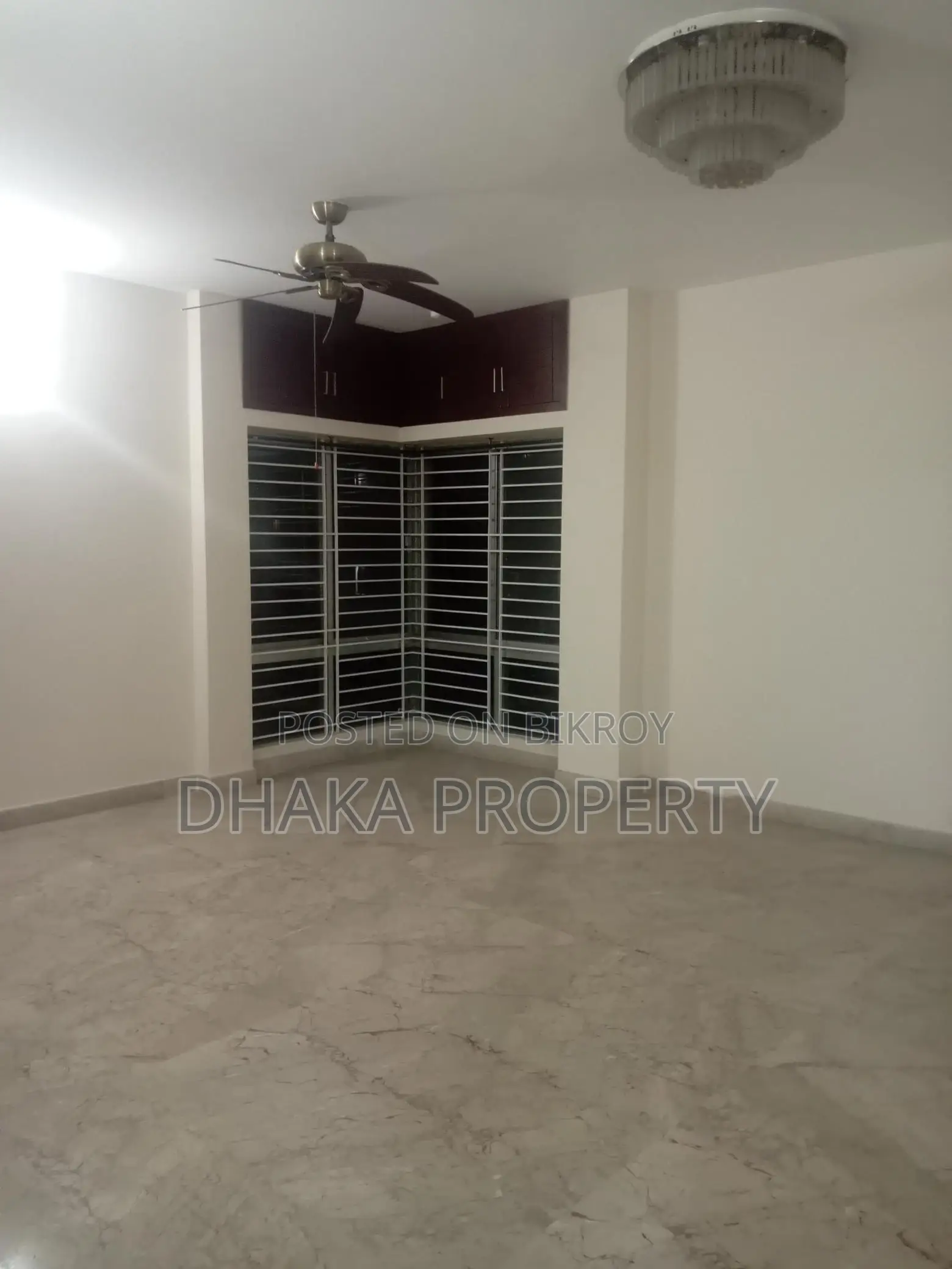 Semi-Furnished(5000-Sqft) Luxurious Apartment Rent in Baridhara in Baridhara