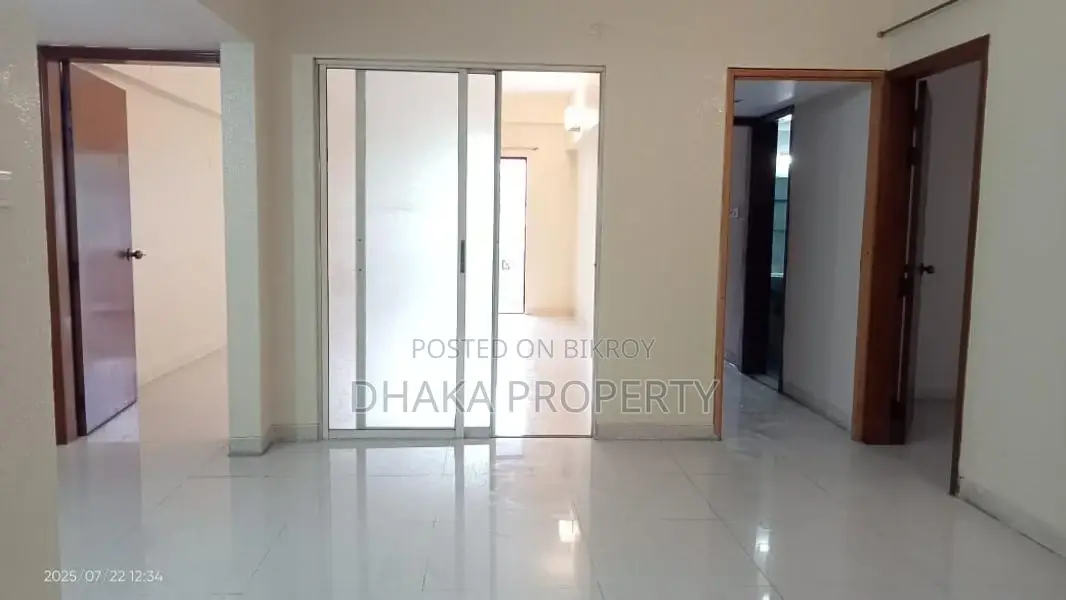 4bed 2parking 3000sqft.rent in Gulshan in Gulshan