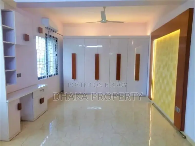 (Gym-Swimming pool) 4 Beds Semi-Furnished Flat Rent in Gulshan in Gulshan