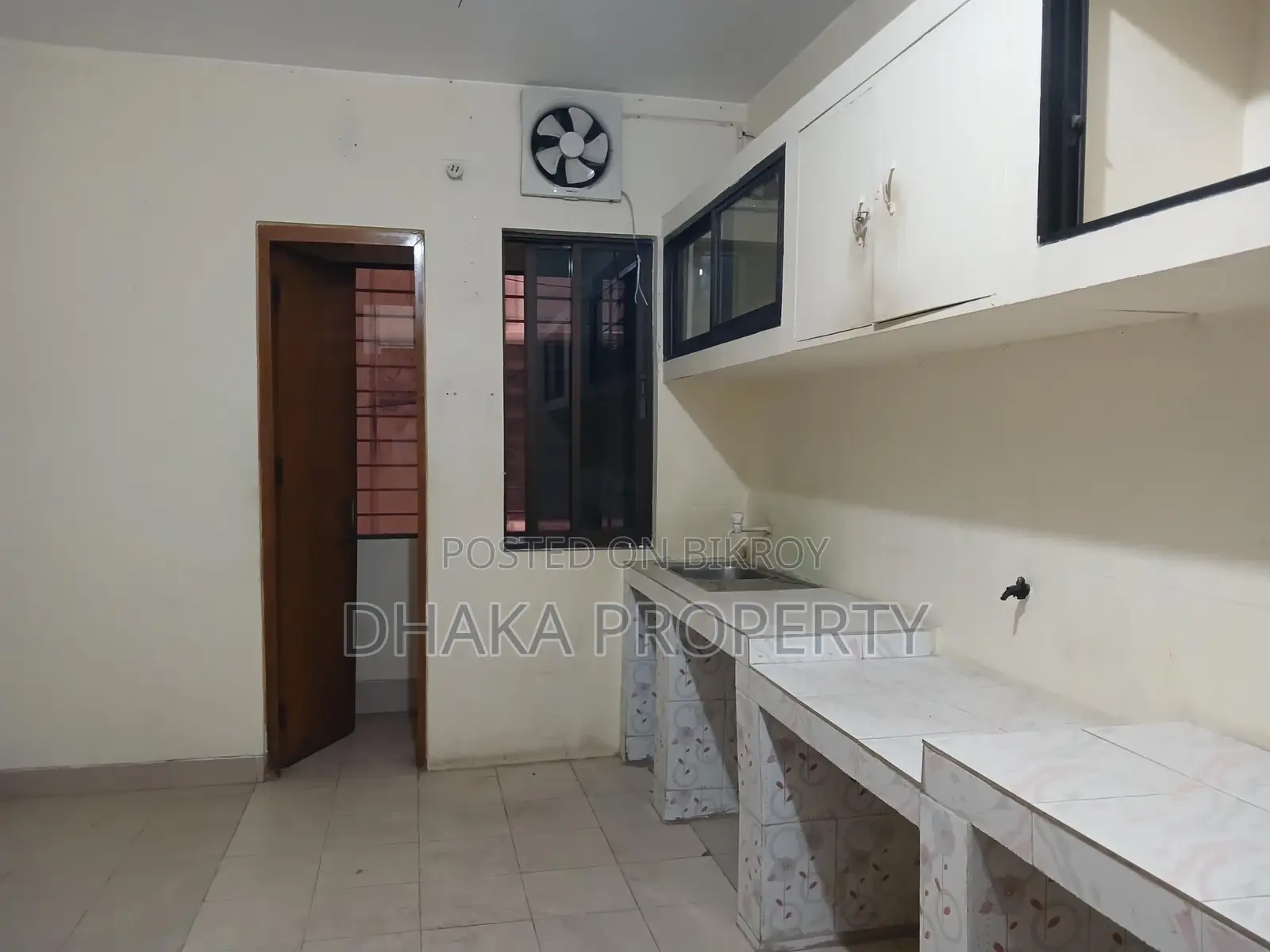 2800SqFt.Wonderful Location Office Rent In Gulshan Area in Gulshan
