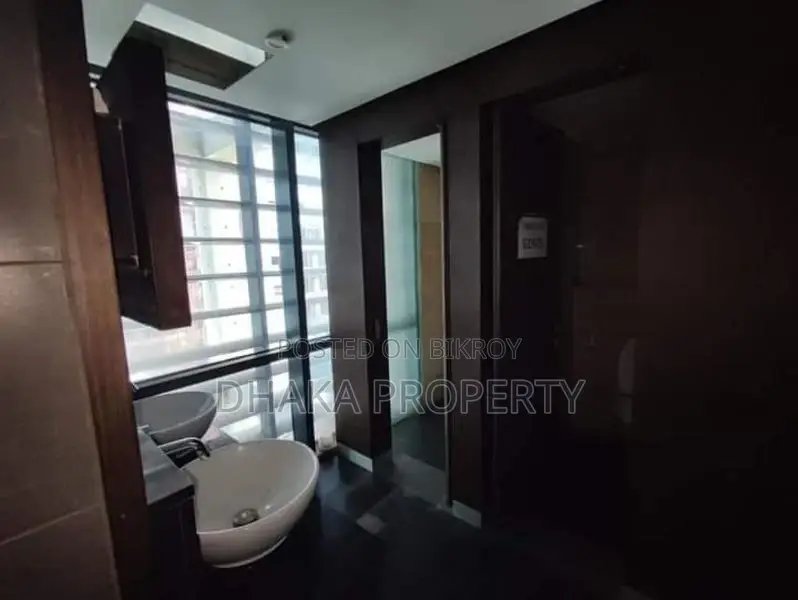 5000-Sqft Commercial Office Space Rent in Banani in Banani