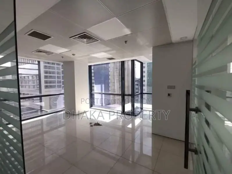 5000-Sqft Commercial Office Space Rent in Banani in Banani