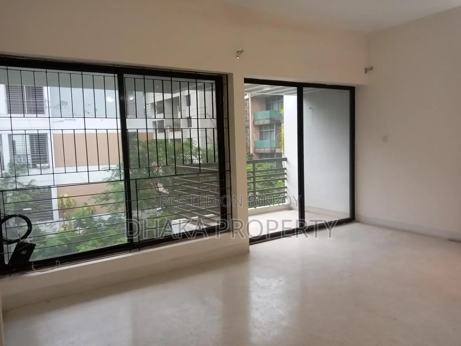 3300-Sqft Semi Furnished 4 Bedrooms Apartment Rent in Baridhara in Baridhara