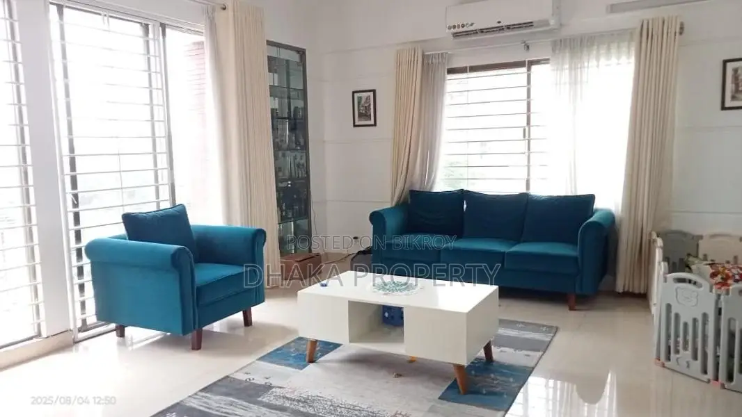 4Bed_Luxury Furnish Apartment Rent At Gulshan (3000sqFt.) in Gulshan