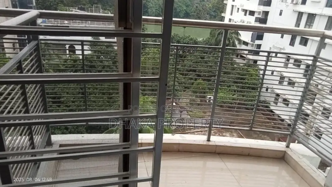 4Bed_Luxury Furnish Apartment Rent At Gulshan (3000sqFt.) in Gulshan