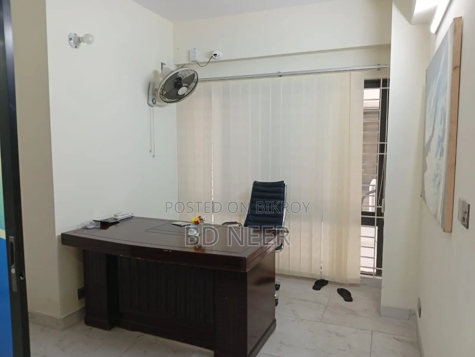 Unfurnished 2400 SqFt Residence Building Office For Rent in Gulshan-1 in Gulshan