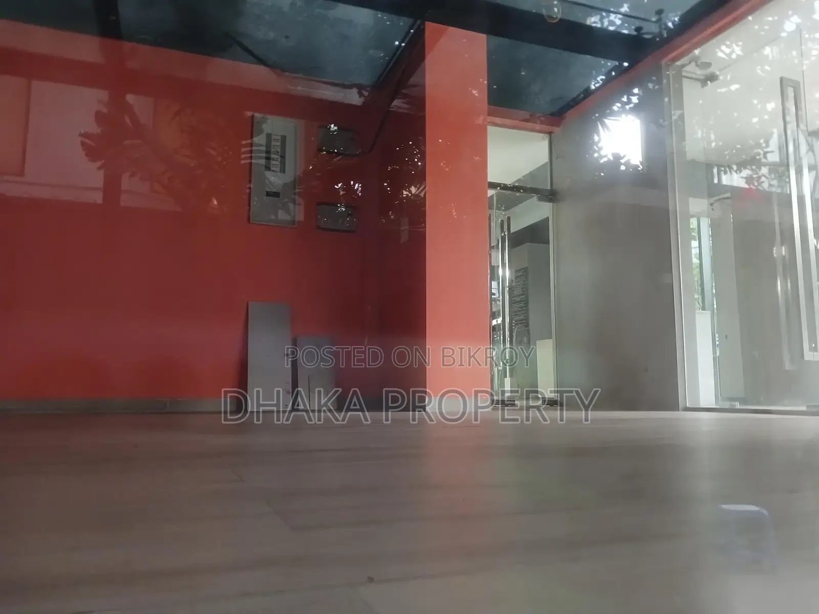 1100sqFt.Ground Floor Rent For Restaurant /Shops Gulshan Avenue in Gulshan