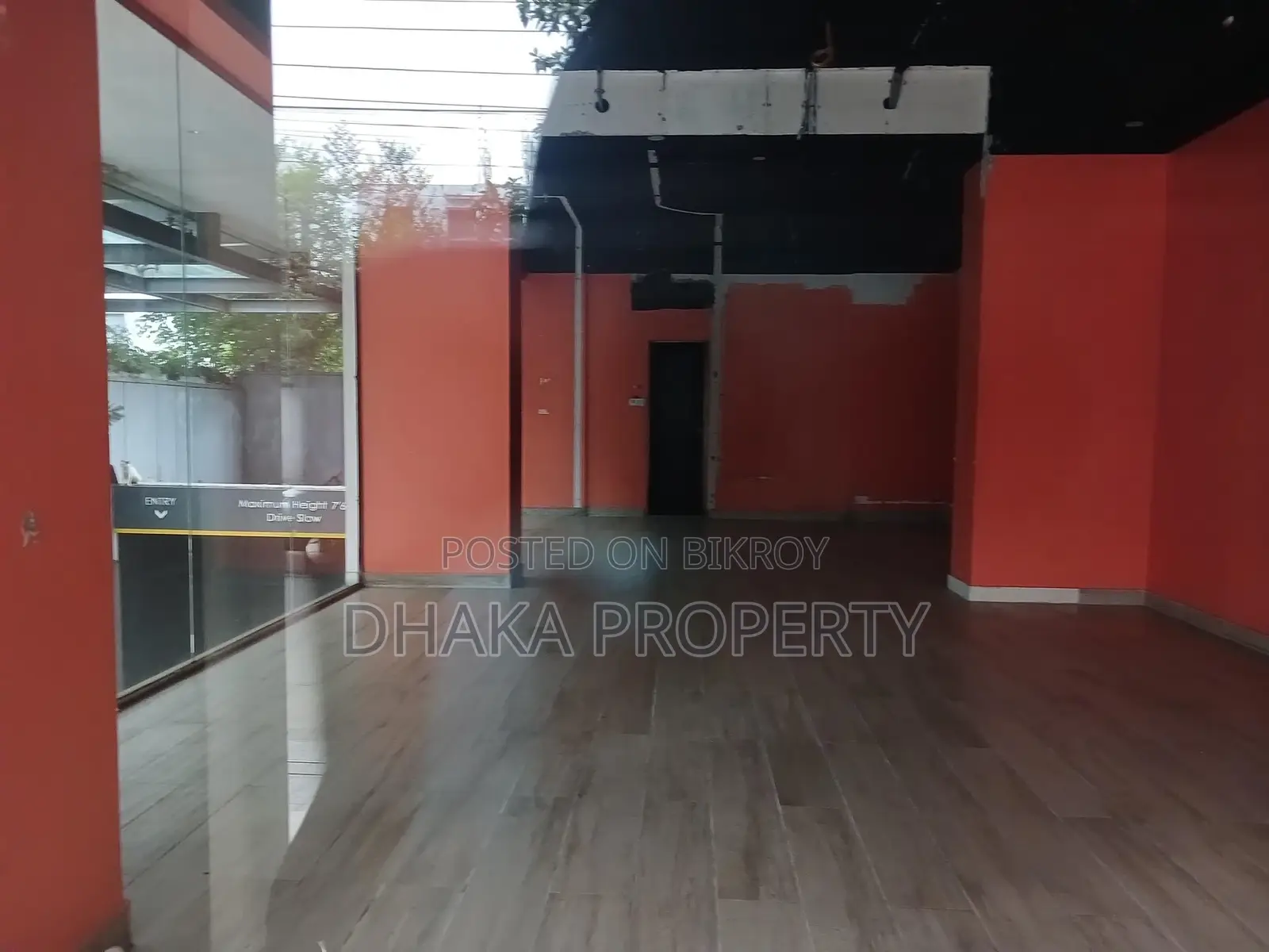 1100sqFt.Ground Floor Rent For Restaurant /Shops Gulshan Avenue in Gulshan
