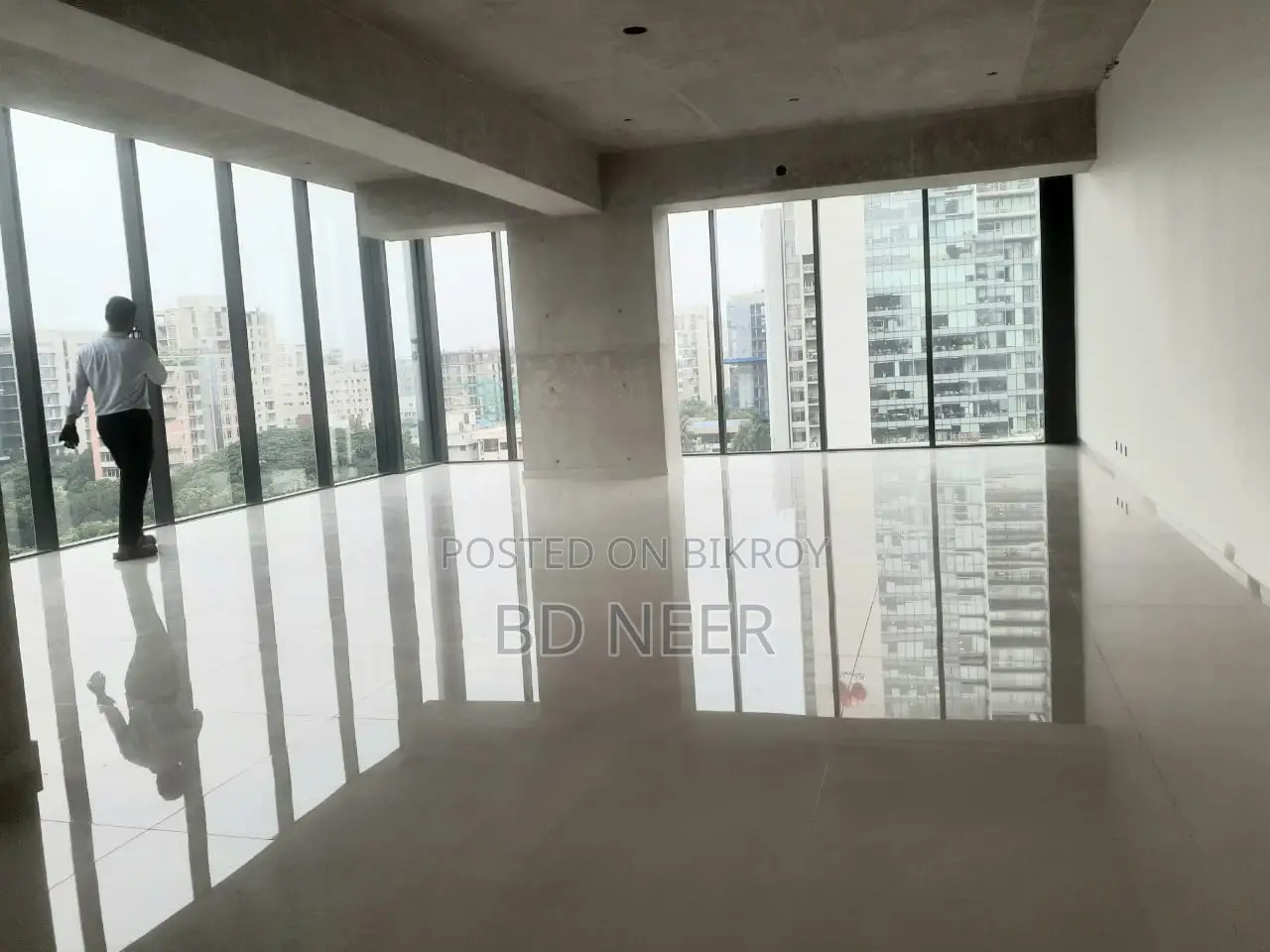 3000 Sq Ft for Bank,Bima, Coffee Shop Rent in Gulshan-2 in Gulshan