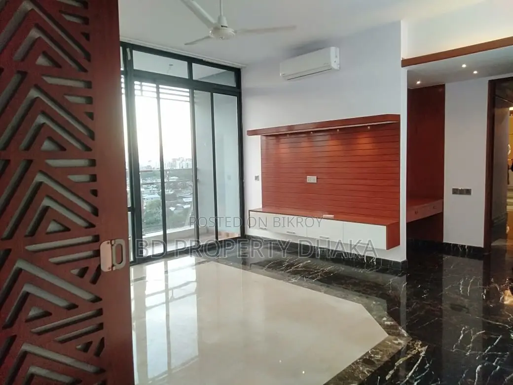 3800 Sqft 4Bed Gym/Pool Nice Apt Rent in Gulshan in Gulshan