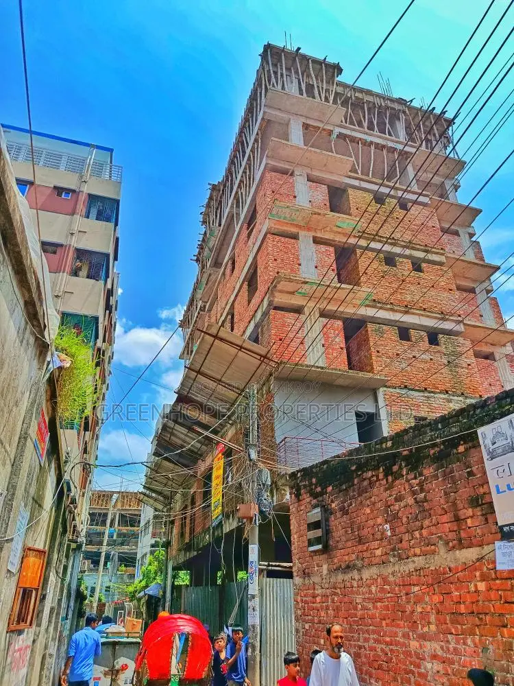 Flat in Ekota Residential Area, North Badda in Badda