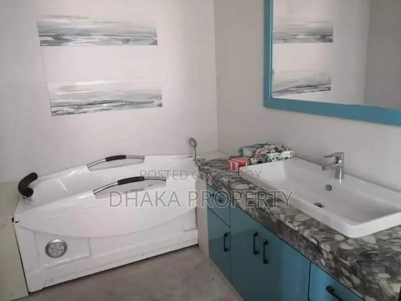 A Luxurious Full-Furnished Apartment Rent in Baridhara Area in Baridhara