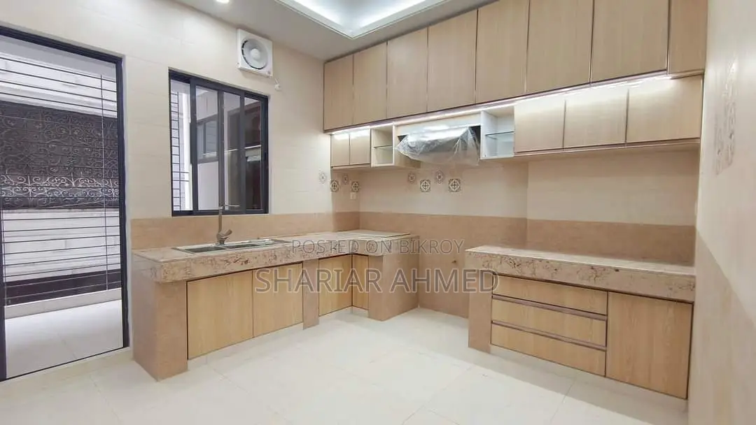 Reside In This Amazing 5080 Sq Ft Ready Flat For Rent Gulshan 2 in Gulshan