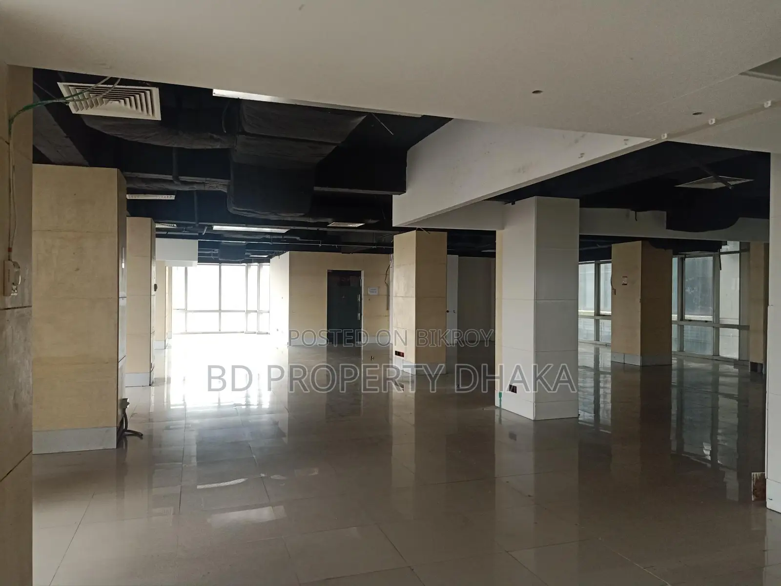 5300 Sqft Open Commercial Space Rent In Gulshan Avenue in Gulshan