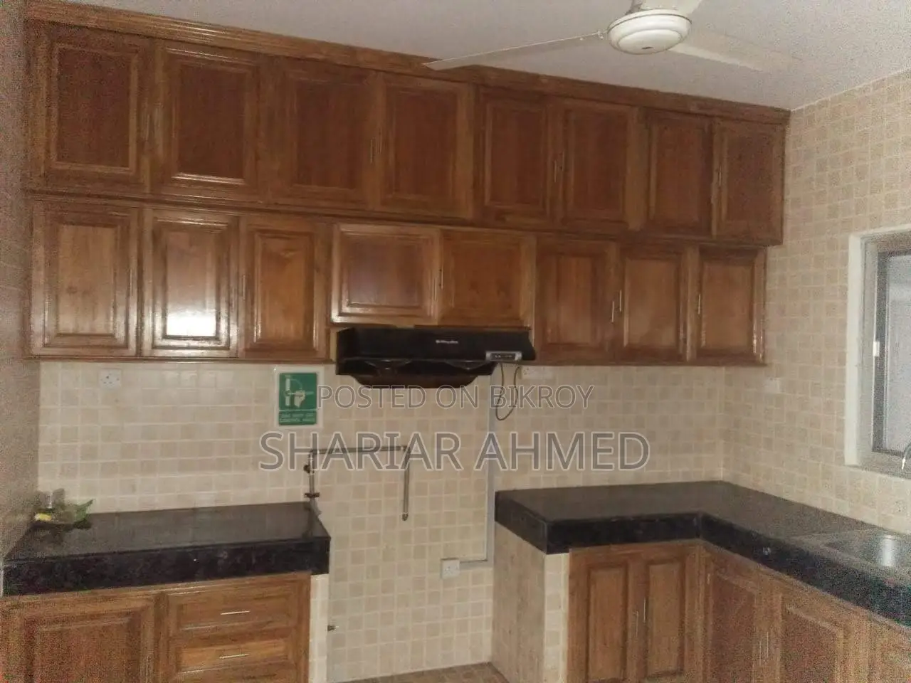 Unfurnished 3800 SqFt 4Bed 2 Parking Apartment Rent In Gulshan in Gulshan