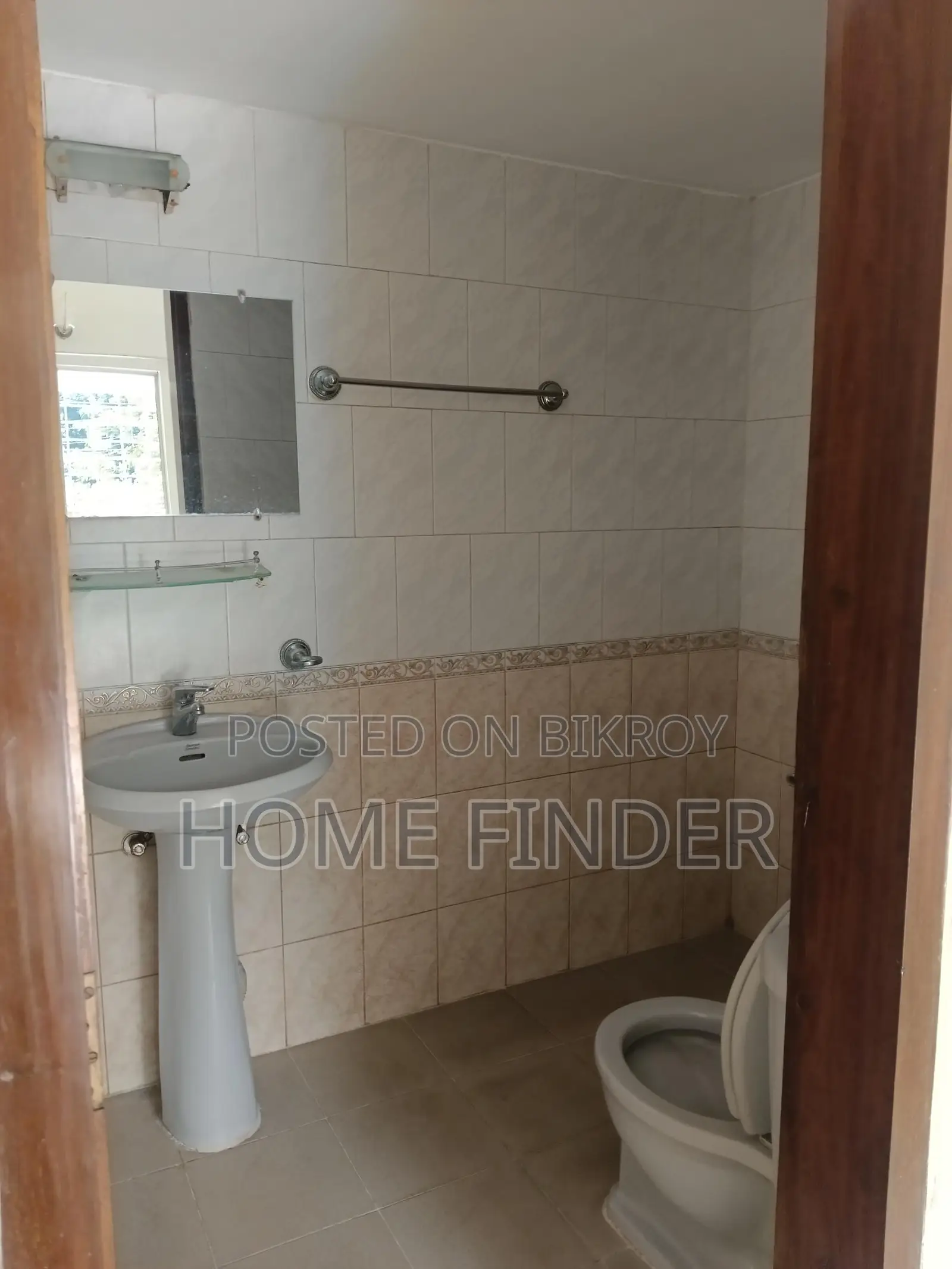 2100 Sqft UN-FURNISHED APARTMENT FOR RENT IN GULSHAN in Gulshan