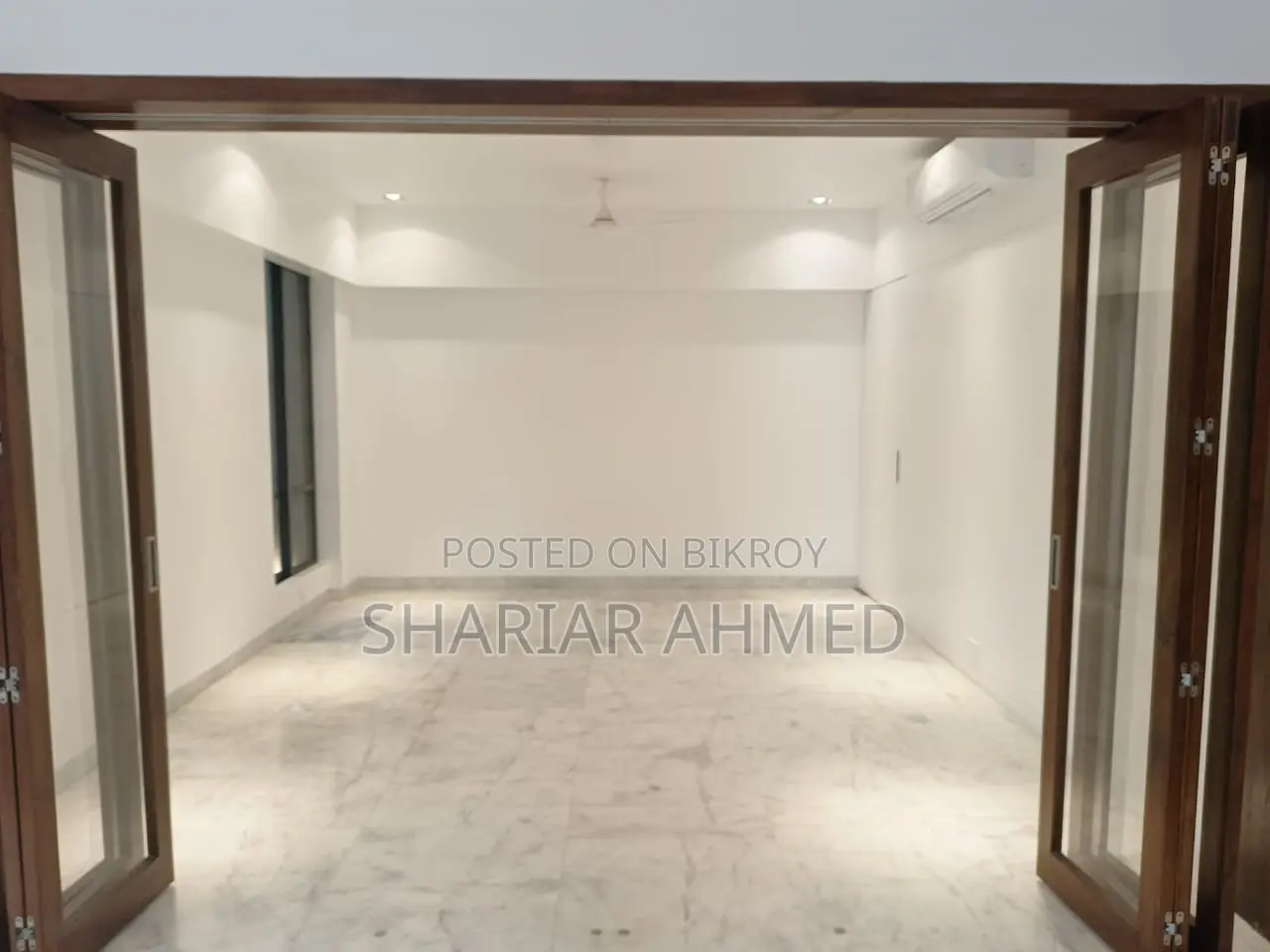 Start Living In This Nice Flat Of 4220 Sq Ft For Rent Located At Gulshan in Gulshan