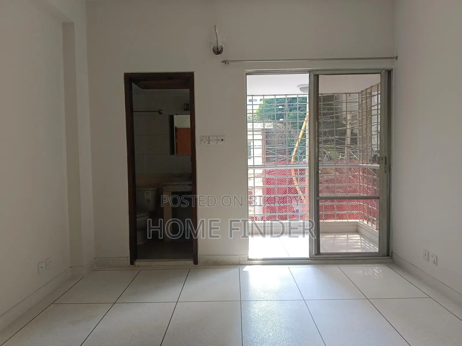 2100 Sqft UN-FURNISHED APARTMENT FOR RENT IN GULSHAN in Gulshan