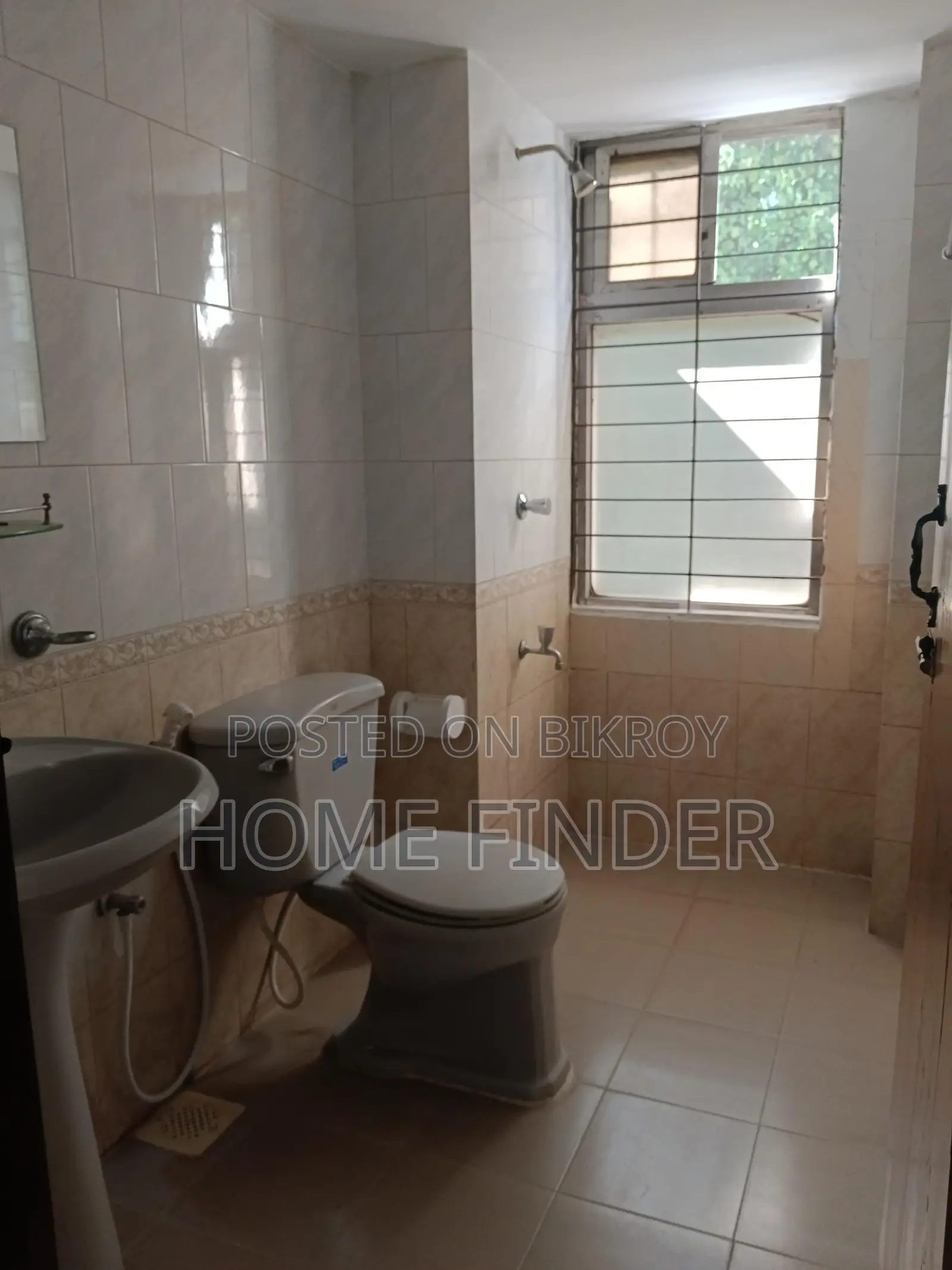 2100 Sqft UN-FURNISHED APARTMENT FOR RENT IN GULSHAN in Gulshan