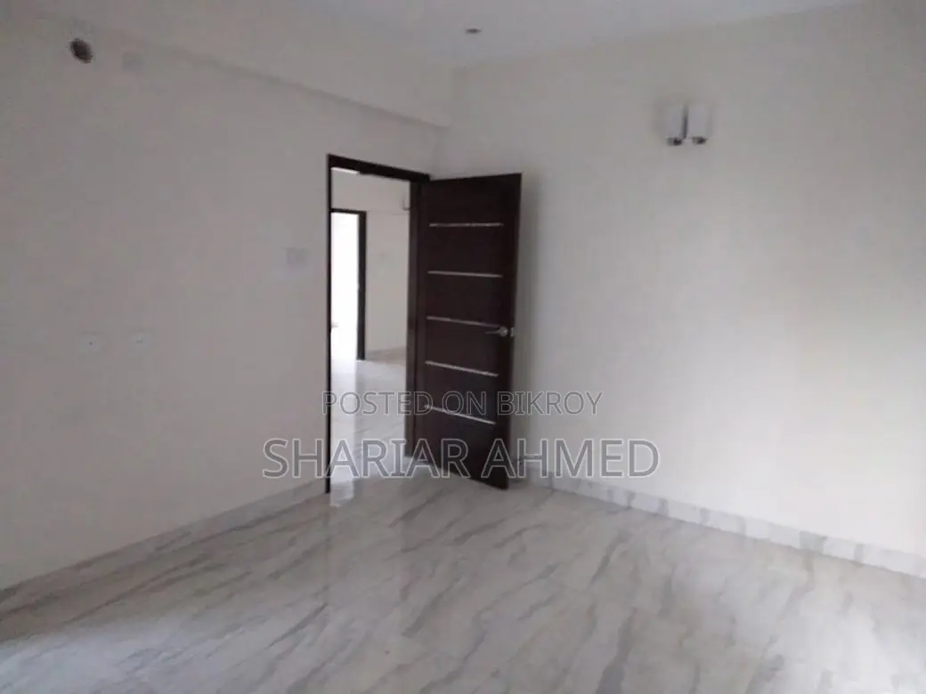 Take This 2400 SqFt Residential Flat Is For Rent At Gulshan in Gulshan