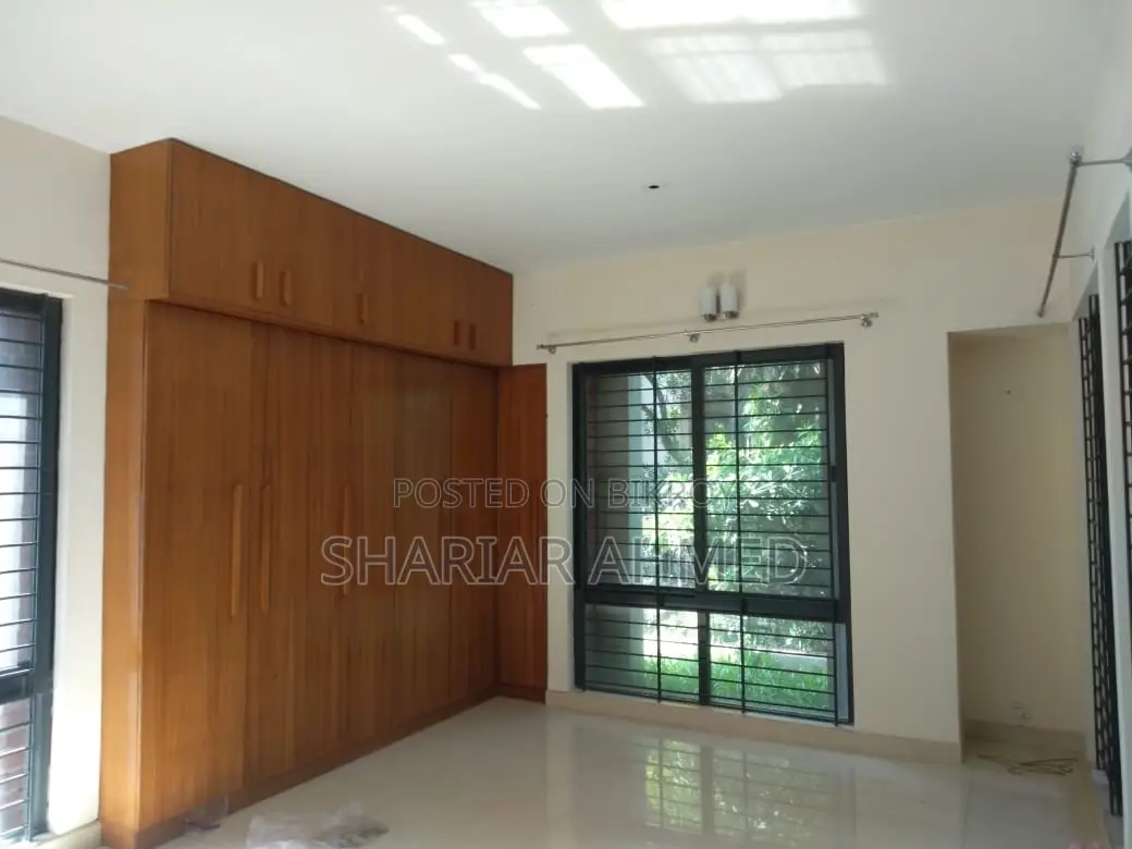 4Bed 2800 SqFt Apartment Rent In Gulshan in Gulshan