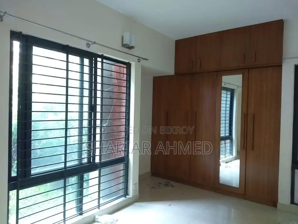 4Bed 2800 SqFt Apartment Rent In Gulshan in Gulshan
