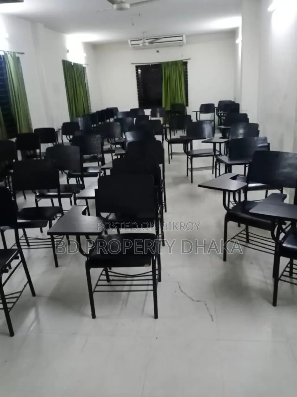 2767sft commercial open space for rent in Banani