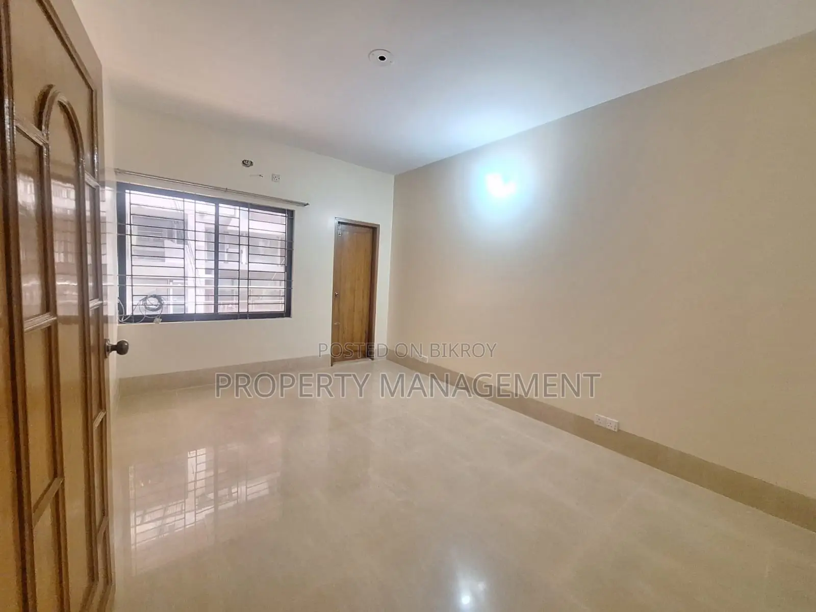 2500Sqft Office Space Rent Gulshan2 Nice View in Gulshan