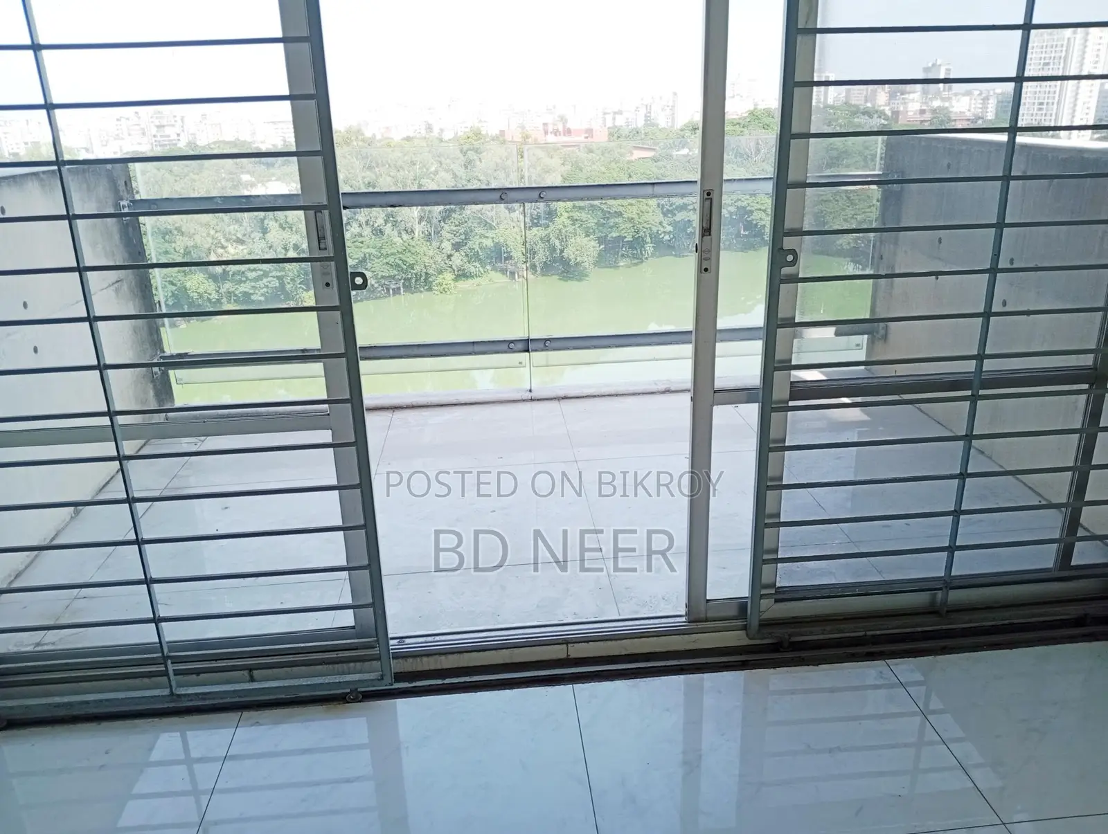 Lake View Gym Swimming Mordent 4 Bed Flat Rent in Gulshan-2 North in Gulshan