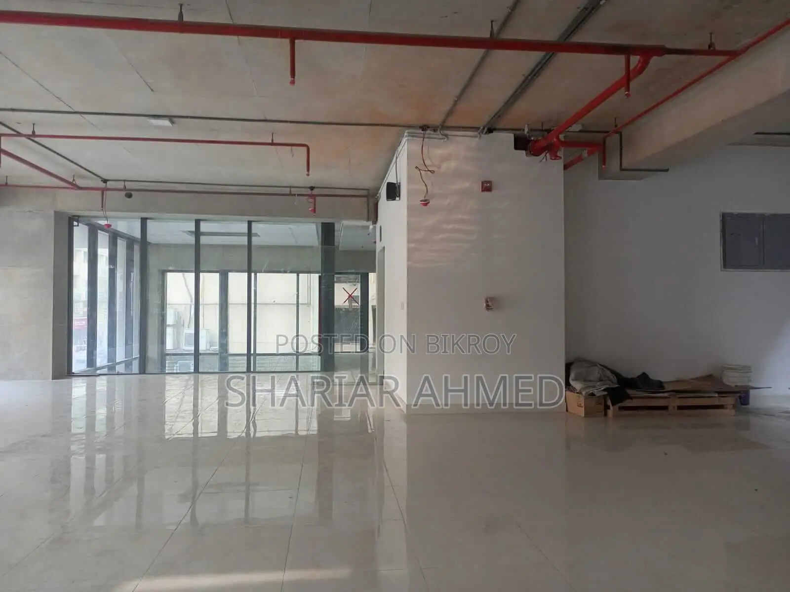 3303 SqFt Exclusive Commercial Space For Rent In Gulshan Avenue in Gulshan