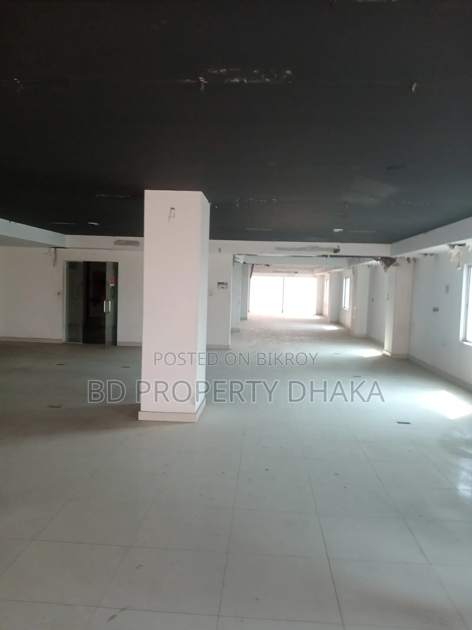 6000sft open commercial space for rent in Gulshan