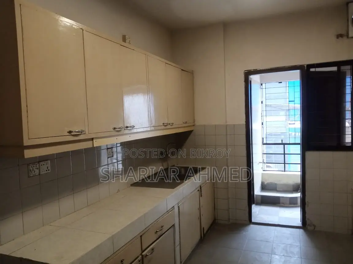 4Bed-2800 SqFt Apt: Available For Rent @ GULSHAN in Gulshan