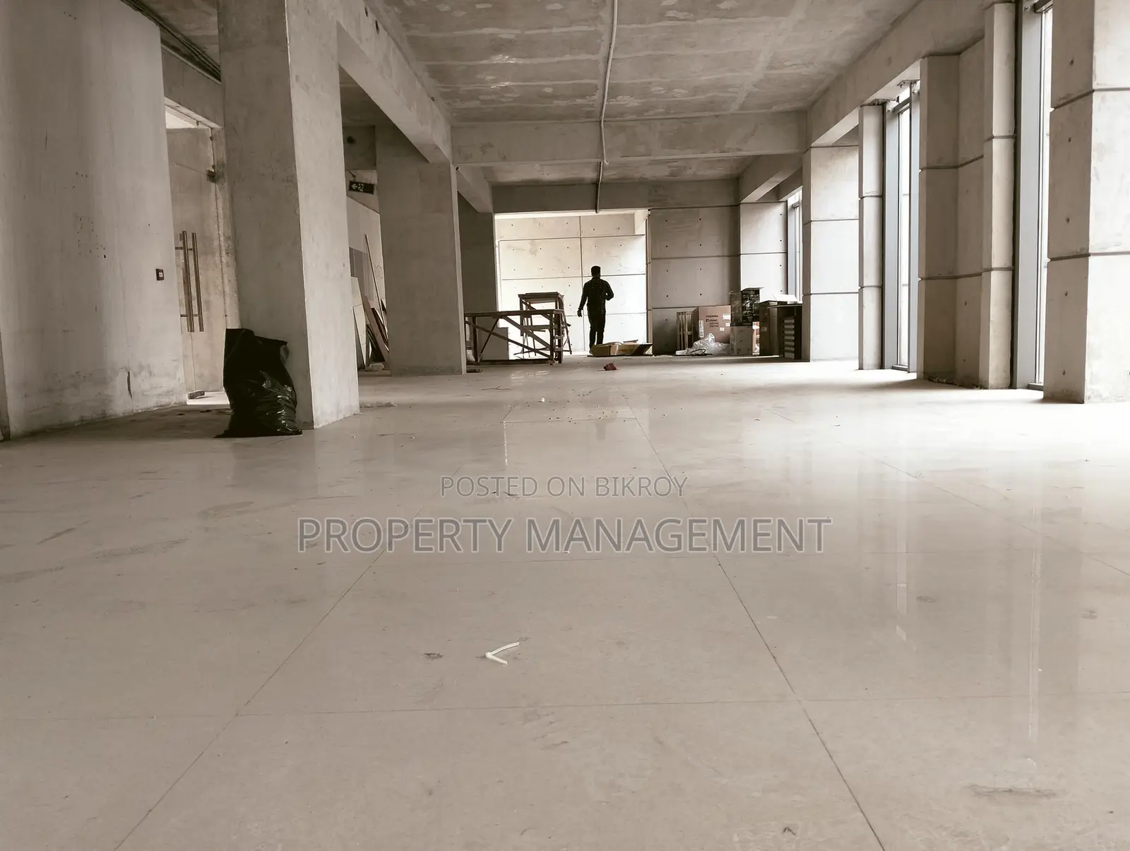 2850 Sft New Building 1st Floor Rent For Office/ Showroom in Banani