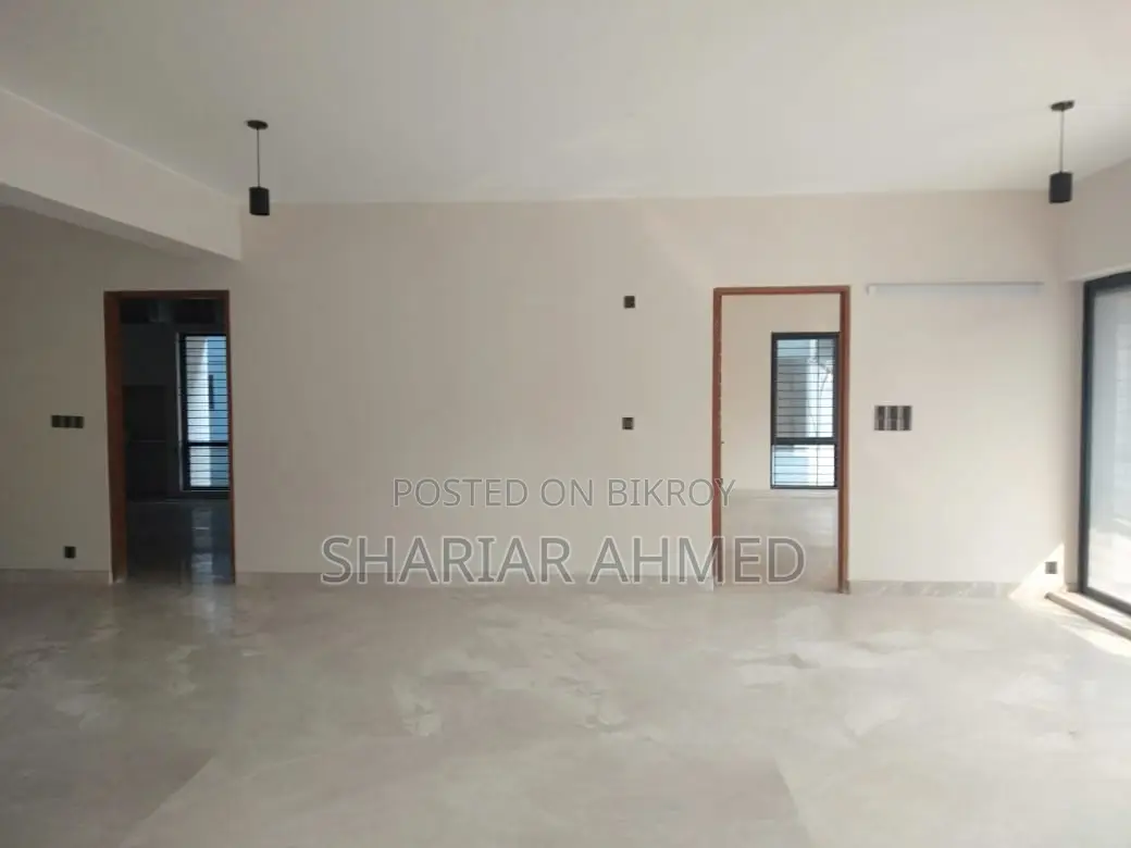 Beautiful Apt: Is Waiting For Rent In the Prominent Location Gulshan in Gulshan
