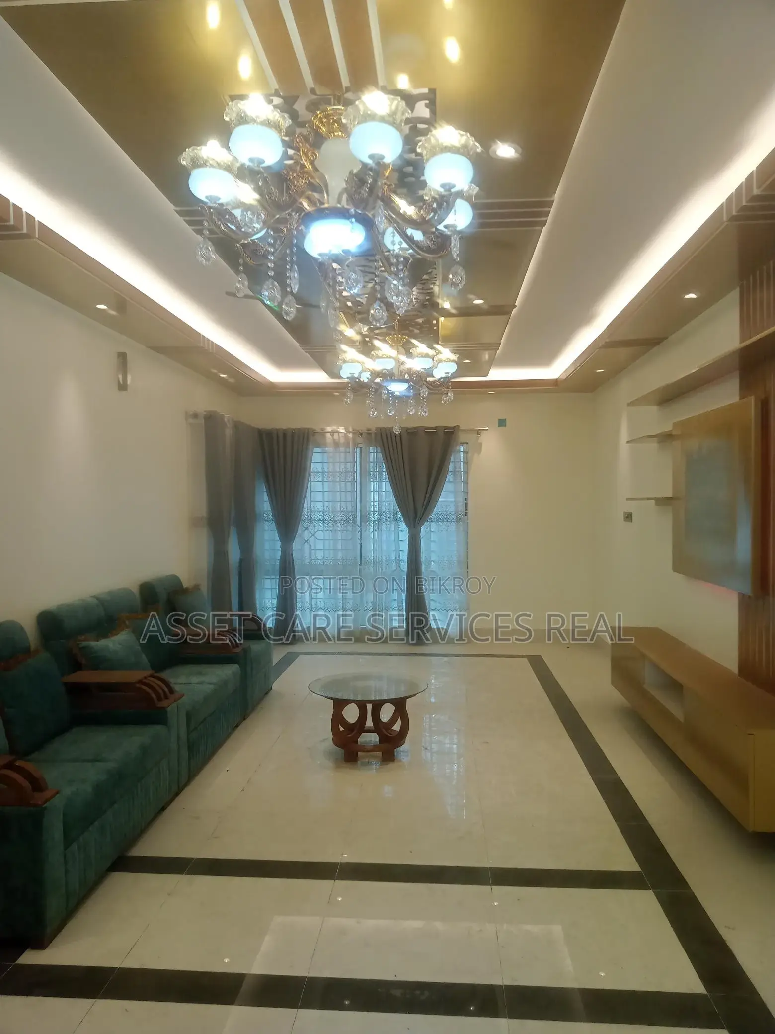 Beautiful Luxurious Full Furnished Apartment For Rent In Baridhara in Baridhara